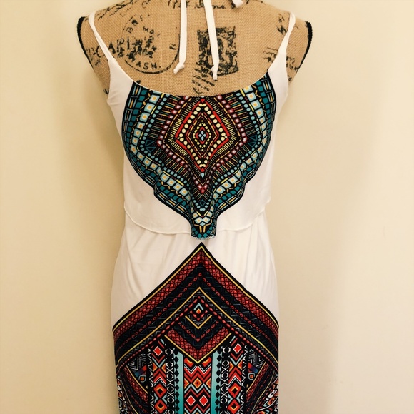 Colorful Aztec Patterned Maxi Dress - Picture 3 of 5